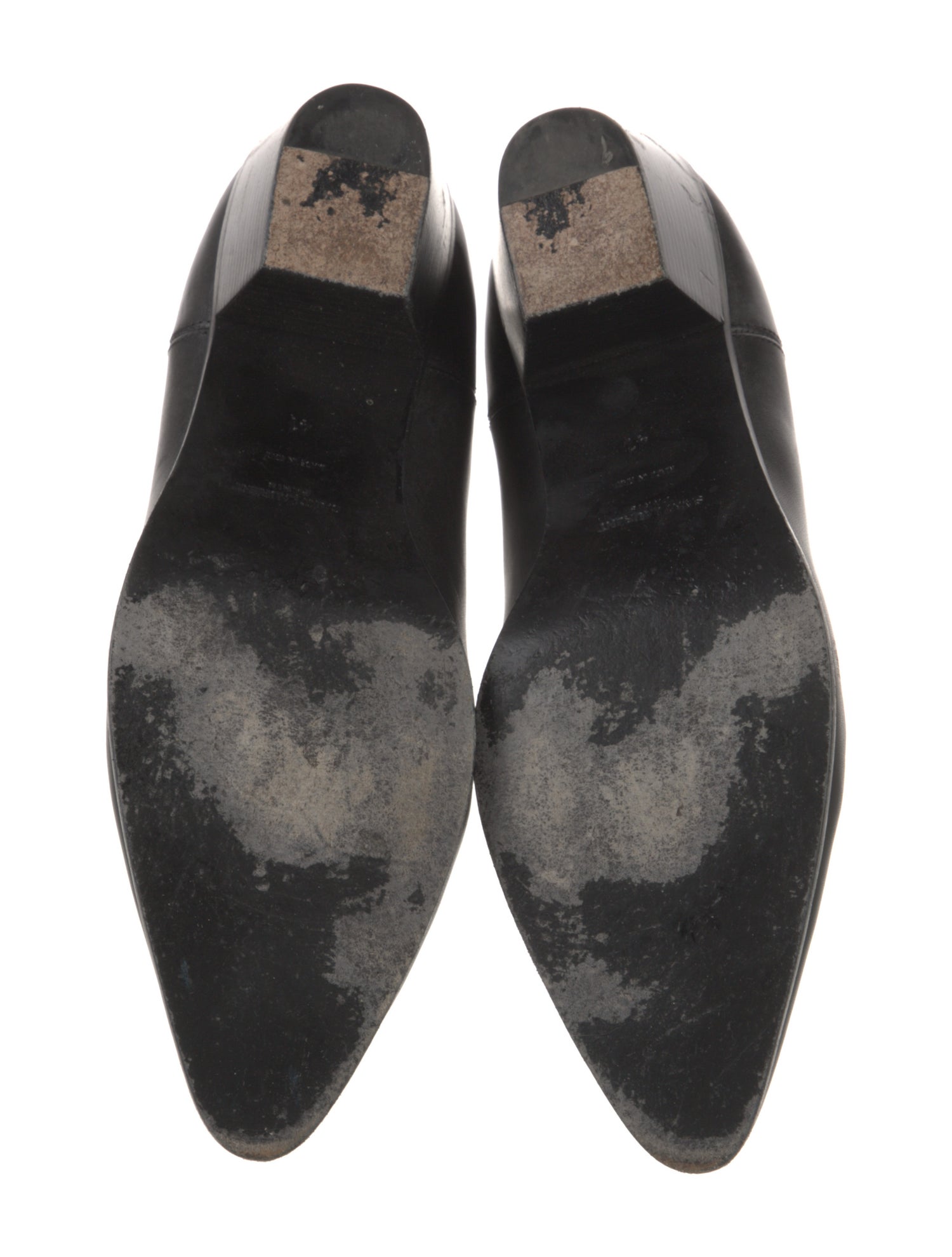 Saint Laurent Leather Chelsea Boots